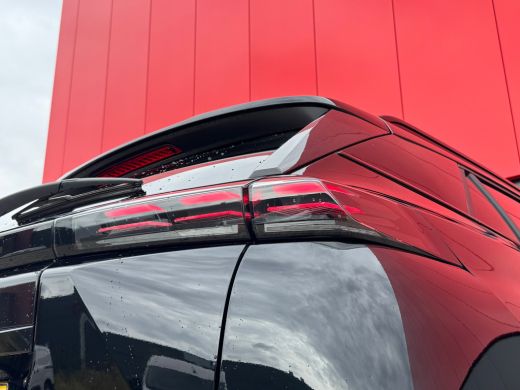 Peugeot 2008 1.2 Hybrid 145 GT | Navigatie | Adaptieve CC | Dode hoek detectie | Keyless | Achterruitrij camera | ActivLease financial lease