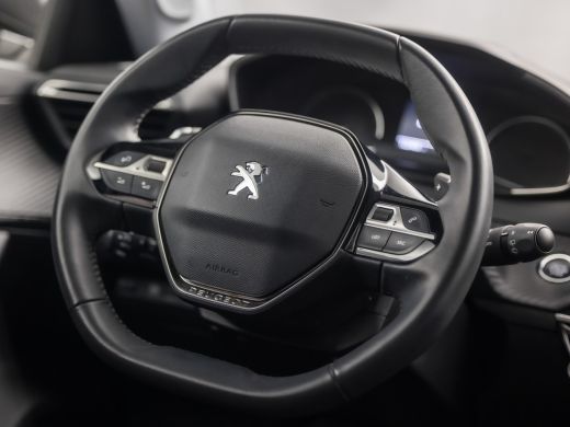 Peugeot 2008 1.2 PureTech Allure Sport 131Pk Automaat (APPLE CARPLAY, GROOT NAVI, LEDER, GETINT GLAS, SPORTSTO... ActivLease financial lease
