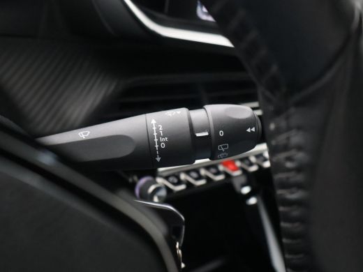 Peugeot 208 1.2 PT 102 PK + NAVIGATIE | APPLE CARPLAY | DAB+ | LED ActivLease financial lease