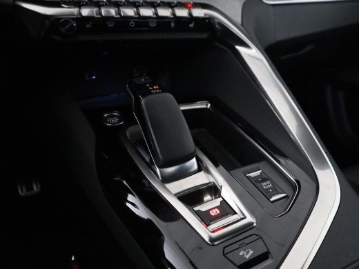 Peugeot 3008 1.6 HYbrid4 300 GT Pack Business | SOH 94,8% | Panoramadak | Leder/alcantara | Stoelverwarming | ... ActivLease financial lease