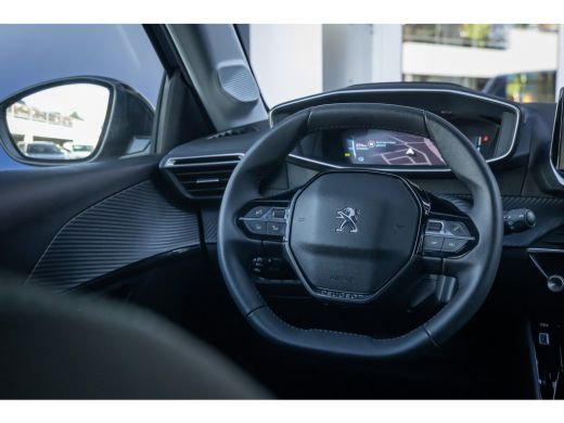 Peugeot e-208 EV Allure Pack 50 kWh | Cruise control | Achteruitrijcamera | Apple Carplay/Android Auto | Achter... ActivLease financial lease