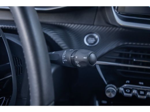 Peugeot e-208 EV Allure Pack 50 kWh | Cruise control | Achteruitrijcamera | Apple Carplay/Android Auto | Achter... ActivLease financial lease
