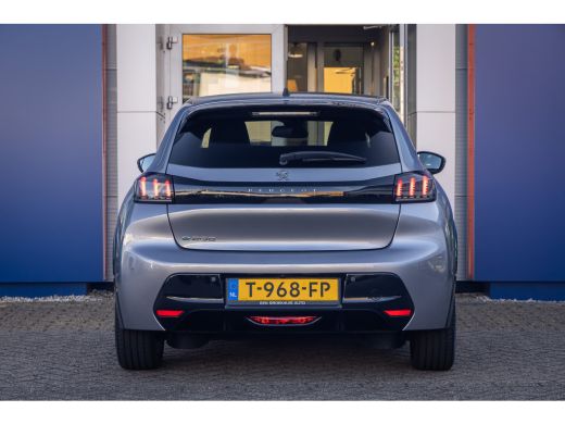 Peugeot e-208 EV Allure Pack 50 kWh | Cruise control | Achteruitrijcamera | Apple Carplay/Android Auto | Achter... ActivLease financial lease