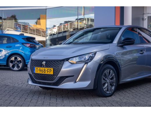 Peugeot e-208 EV Allure Pack 50 kWh | Cruise control | Achteruitrijcamera | Apple Carplay/Android Auto | Achter... ActivLease financial lease