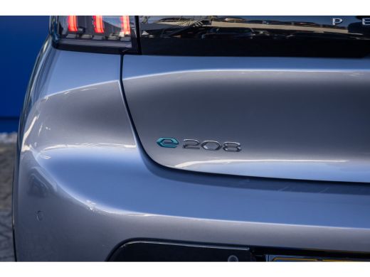 Peugeot e-208 EV Allure Pack 50 kWh | Cruise control | Achteruitrijcamera | Apple Carplay/Android Auto | Achter... ActivLease financial lease