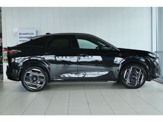 Peugeot e-3008 73KWH GT AVANTAGE 210PK | Adapt. Cruise | Focal Audio | Stoelverwarming | Alcantara | 20 Inch | 3... ActivLease financial lease