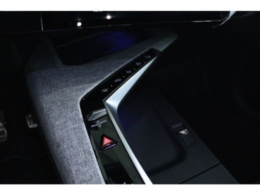 Peugeot e-3008 73KWH GT AVANTAGE 210PK | Adapt. Cruise | Focal Audio | Stoelverwarming | Alcantara | 20 Inch | 3... ActivLease financial lease