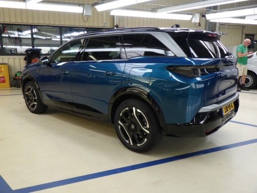 Peugeot e-5008 GT Avantage 73 kWh 7p Camera | Trekhaak | All season | Alcantara bekleding | Warmtepomp | ActivLease financial lease