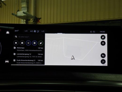 Peugeot e-5008 GT Avantage 73 kWh 7p Camera | Trekhaak | All season | Alcantara bekleding | Warmtepomp | ActivLease financial lease