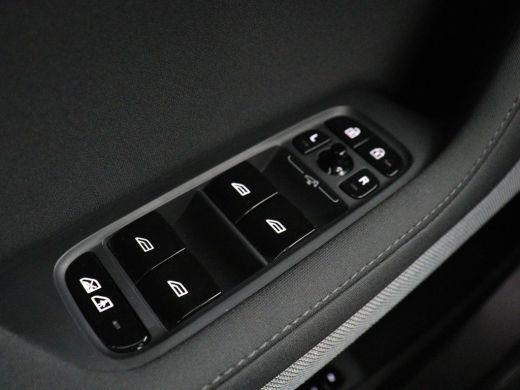 Polestar 2 | SOH 92,4% | Memory |Stoelverwarming | Carplay | Virtual Display | Climate Control | DAB+ | Came... ActivLease financial lease