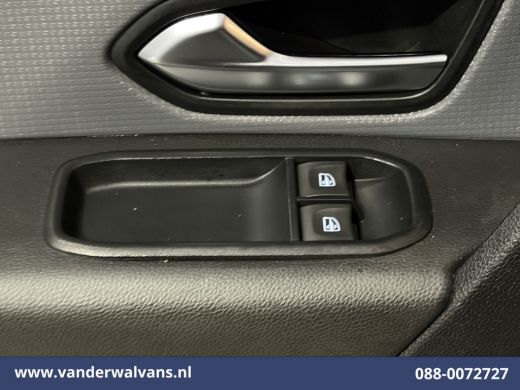 Renault Express 1.5 dCi L1H1 Euro6 Airco | Camera | Navigatie | Cruisecontrol | LED | Trekhaak Parkeersensoren ActivLease financial lease