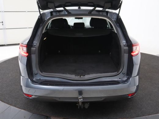 Renault M&eacute;gane Estate Estate 1.2 TCe Limited | Half leder | Stoelverwarming | Cruise control | Climate control | Naviga... ActivLease financial lease