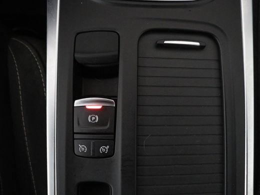 Renault M&eacute;gane Estate Estate 1.2 TCe Limited | Half leder | Stoelverwarming | Cruise control | Climate control | Naviga... ActivLease financial lease