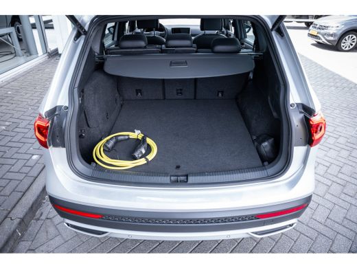 Seat Tarraco 1.4 TSI e-Hybrid PHEV Xcellence | Achteruitrijcamera | Apple Carplay/Android Auto|telefoonintegra... ActivLease financial lease