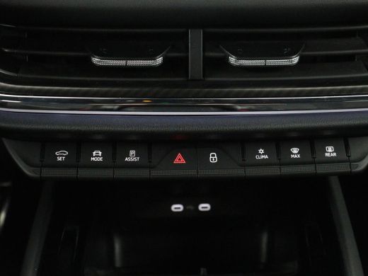 Skoda Enyaq iV | SOH 88% | Leder/alcantara | Stuur/stoel verwarming | Adaptive cruise | Carplay | Sfeerverlichti... ActivLease financial lease