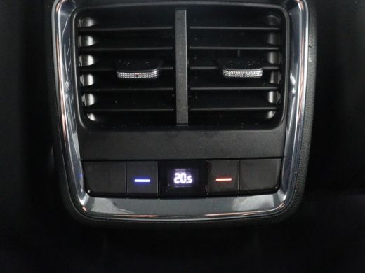Skoda Enyaq iV | SOH 88% | Leder/alcantara | Stuur/stoel verwarming | Adaptive cruise | Carplay | Sfeerverlichti... ActivLease financial lease