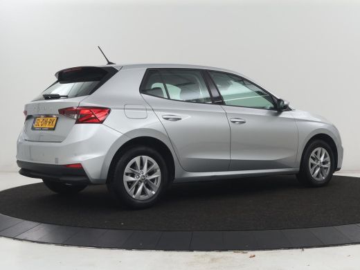 Skoda Fabia 1.0 TSI Business Edition | Cruise control | Park assist | Lane assist | Navigatie | DAB | Bluetoo... ActivLease financial lease