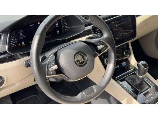 Skoda Superb 1.4 TSI 218pk iV Sportline Business | Laurin & Klement | Trekhaak | Carplay | Camera | Elektrisch... ActivLease financial lease