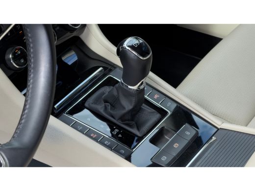 Skoda Superb 1.4 TSI 218pk iV Sportline Business | Laurin & Klement | Trekhaak | Carplay | Camera | Elektrisch... ActivLease financial lease