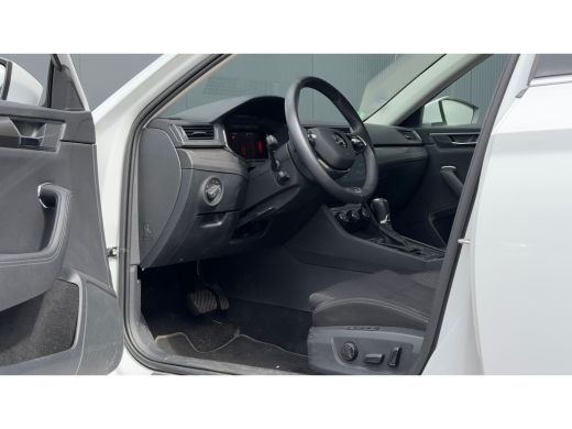 Skoda Superb Combi 1.4 TSI 218pk iV Business Edition Plus | Trekhaak | Carplay | Camera | Cruise | Keyless | E... ActivLease financial lease