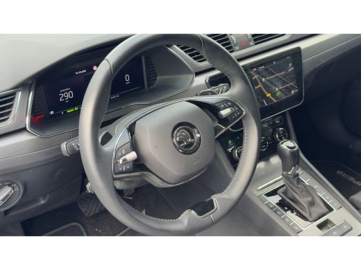Skoda Superb Combi 1.4 TSI 218pk iV Business Edition Plus | Trekhaak | Carplay | Camera | Cruise | Keyless | E... ActivLease financial lease