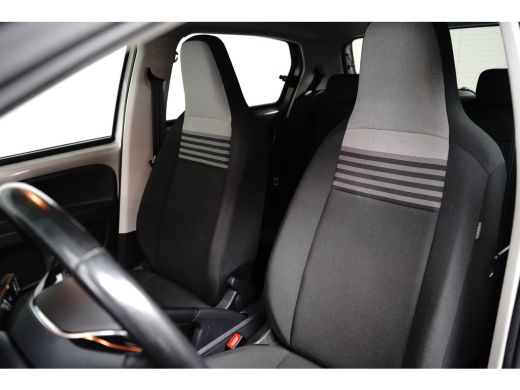 Volkswagen e-up! Style | CLIMATE + CRUISE CONTROL | CAMERA | CCS | 15INCH ActivLease financial lease