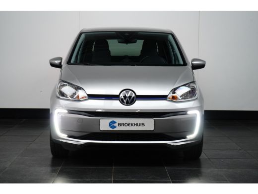 Volkswagen e-up! Style | CLIMATE + CRUISE CONTROL | CAMERA | CCS | 15INCH ActivLease financial lease