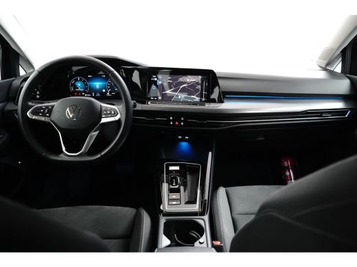 Volkswagen Golf 1.4 eHybrid 204 pk Style 6-DSG | Apple Carplay | Achteruitrijcamera | Stoelverwarming | ActivLease financial lease