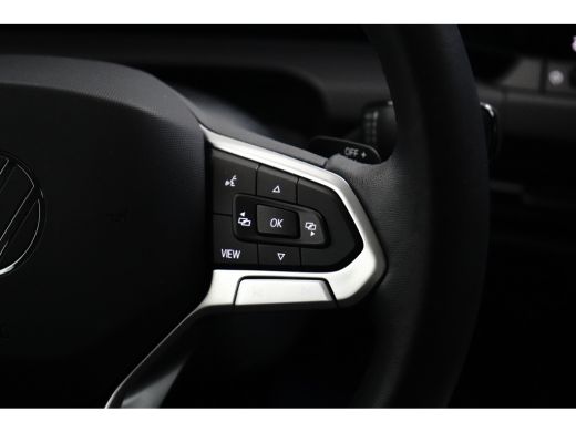 Volkswagen Golf 1.4 eHybrid 204 pk Style 6-DSG | Apple Carplay | Achteruitrijcamera | Stoelverwarming | ActivLease financial lease