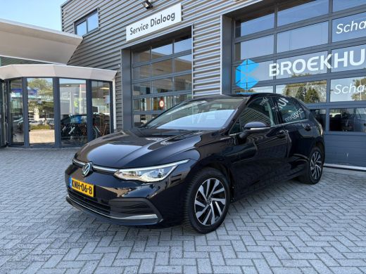 Volkswagen Golf 1.4 eHybrid 204 pk Style 6-DSG | Apple Carplay | Achteruitrijcamera | Stoelverwarming | ActivLease financial lease