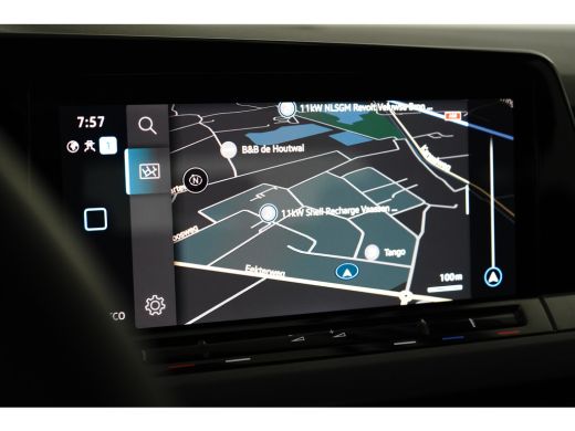 Volkswagen Golf 1.4 eHybrid 204 pk Style 6-DSG | Apple Carplay | Achteruitrijcamera | Stoelverwarming | ActivLease financial lease