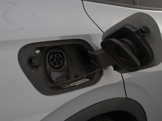 Volkswagen ID.4 | SOH 91,3% | Panoramadak | Leder/alcantara | Stuur/stoel verwarming | Sfeerverlichting | Carplay... ActivLease financial lease