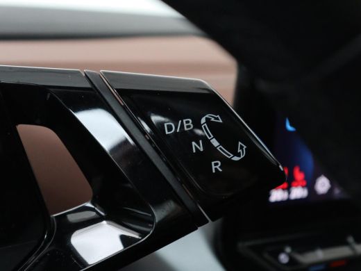 Volkswagen ID.4 | SOH 91,3% | Panoramadak | Leder/alcantara | Stuur/stoel verwarming | Sfeerverlichting | Carplay... ActivLease financial lease