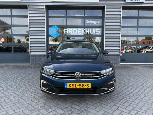 Volkswagen Passat Variant 1.4 TSI 218 pk PHEV GTE Business 6-DSG | Wegklapbare Trekhaak | Achteruitrijcamera | Crui... ActivLease financial lease