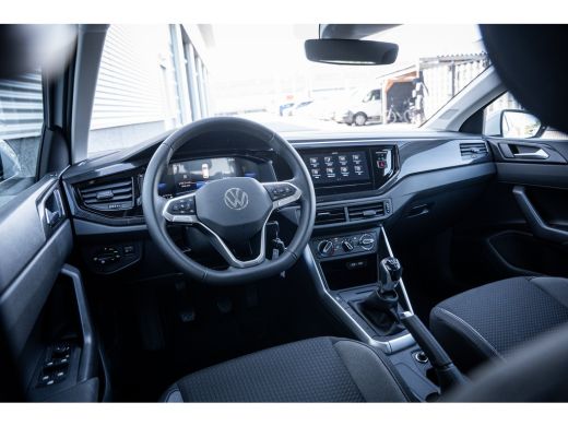 Volkswagen Polo Life Edition | 'App-Connect' smartphone integratie | Achteruitrijcamera (Rear View) | Automatisch... ActivLease financial lease