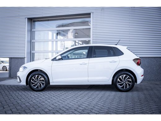 Volkswagen Polo Life Edition | 'App-Connect' smartphone integratie | Achteruitrijcamera (Rear View) | Automatisch... ActivLease financial lease