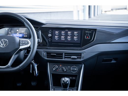Volkswagen Polo Life Edition | 'App-Connect' smartphone integratie | Achteruitrijcamera (Rear View) | Automatisch... ActivLease financial lease
