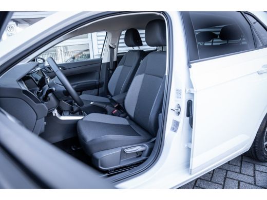 Volkswagen Polo Life Edition | 'App-Connect' smartphone integratie | Achteruitrijcamera (Rear View) | Automatisch... ActivLease financial lease