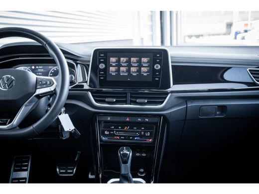 Volkswagen T-Roc R-Line | 'App-Connect' draadloze smartphone integratie | Airconditioning automatisch, 2-zone (Cli... ActivLease financial lease