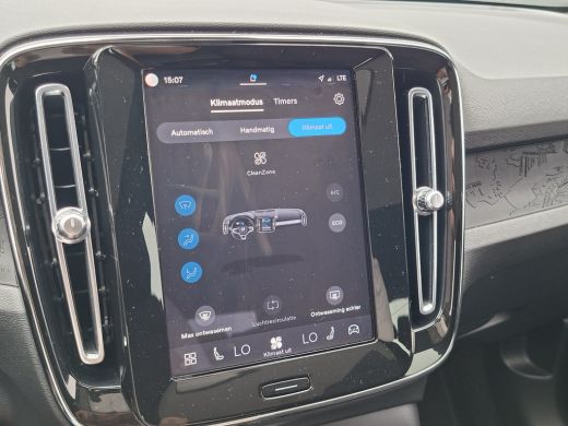 Volvo  C40 SOH 90% Core 69 kWh Carplay Pano Elek.Trekhaak Camera Orig.NL Voll.Onderhouden! ActivLease financial lease