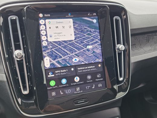 Volvo  C40 SOH 90% Core 69 kWh Carplay Pano Elek.Trekhaak Camera Orig.NL Voll.Onderhouden! ActivLease financial lease