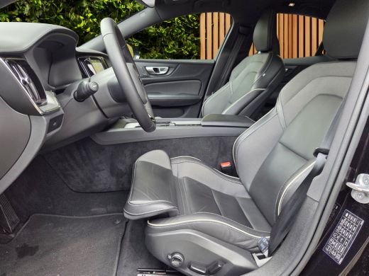 Volvo  S60 2.0 B5 AWD R-Design | Panoramadak | Head-up | Harman/Kardon | Pilot Assist ActivLease financial lease