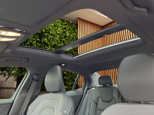 Volvo  S60 2.0 B5 AWD R-Design | Panoramadak | Head-up | Harman/Kardon | Pilot Assist ActivLease financial lease
