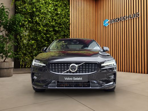Volvo  S60 2.0 B5 AWD R-Design | Panoramadak | Head-up | Harman/Kardon | Pilot Assist ActivLease financial lease