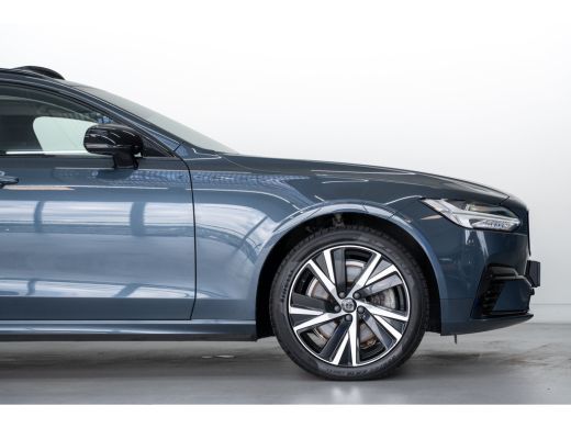 Volvo  V90 T6 350PK AWD Plus Dark | 360&deg; | Panoramadak | 19" | Power Seats | HK Audio | Climate Pack ActivLease financial lease