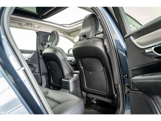 Volvo  V90 T6 350PK AWD Plus Dark | 360&deg; | Panoramadak | 19" | Power Seats | HK Audio | Climate Pack ActivLease financial lease