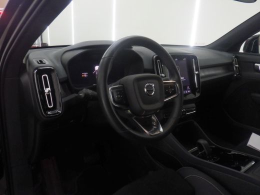 Volvo  XC40 Recharge Core 70 kWh 95% SOH | 20'' | Warmtepomp | Stoel/Stuurverw. | Metallic ActivLease financial lease