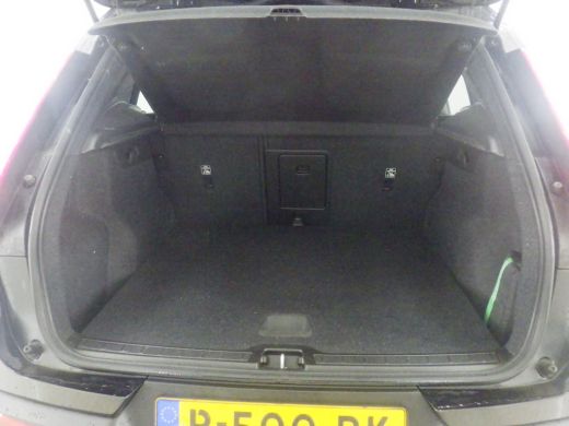 Volvo  XC40 Recharge Core 70 kWh 95% SOH | 20'' | Warmtepomp | Stoel/Stuurverw. | Metallic ActivLease financial lease