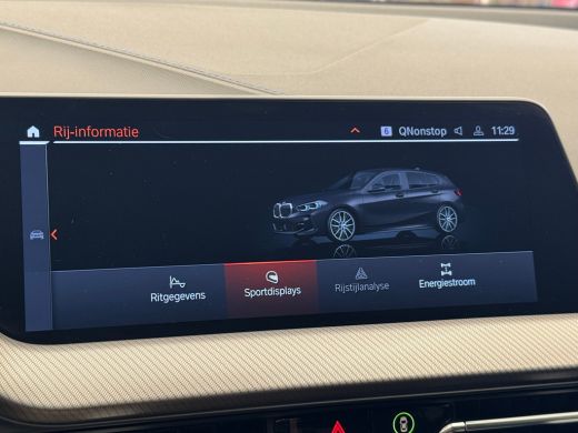 BMW 1 Serie 118i M-Pakket | 19 Inch velgen | Sportstoelen | Cruise | Parkeersensoren | | Cruise control | Key... ActivLease financial lease