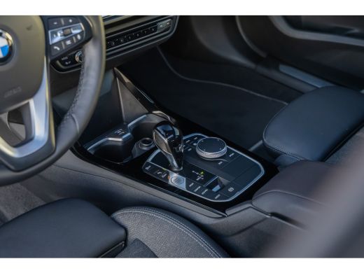 BMW 2 Serie Gran Coup&eacute; 218i Business Edition | Pano | Camera | Stuur+stoel verwarming | Apple Carplay/Android... ActivLease financial lease